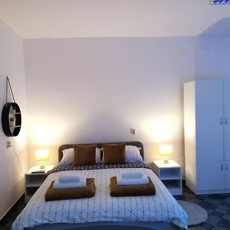 Lucija Apartment Gospic Ngoại thất bức ảnh